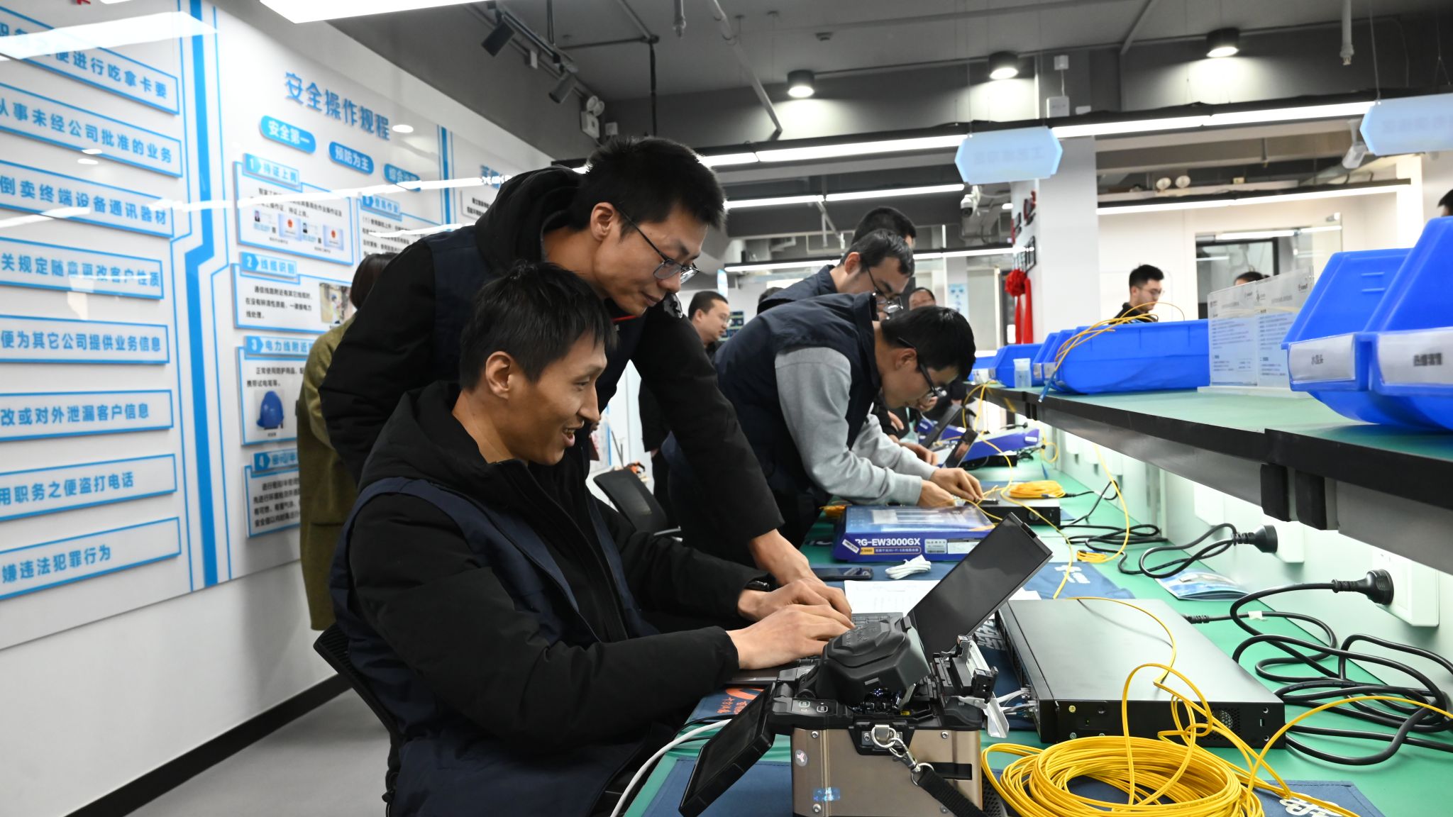 “高效運維，匠心服務”智慧校園網絡運維技能大賽成功舉辦 網絡技術服務